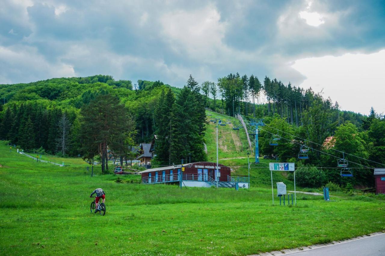 Apartmány GOLF&SKI Valča Exteriér fotografie