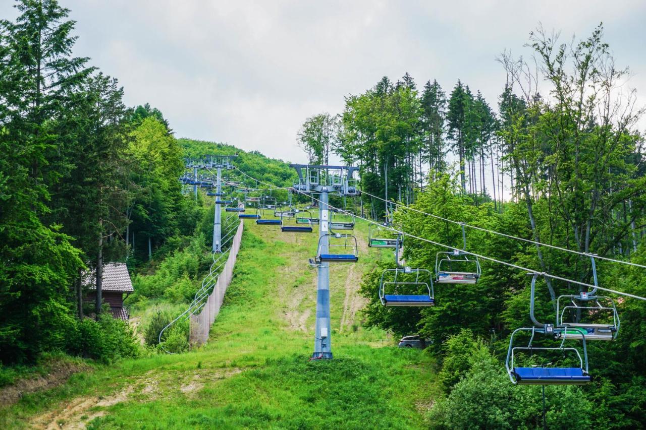 Apartmány GOLF&SKI Valča Exteriér fotografie