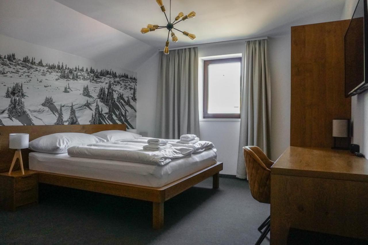 Apartmány GOLF&SKI Valča Exteriér fotografie